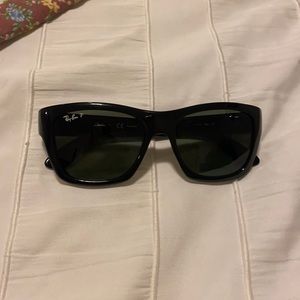 ray ban sunglasses